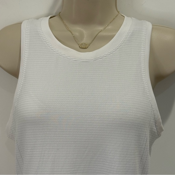 Lululemon Train to Be Tank Top Muscle Tank Mesh Cropped White Size 4 Athleisure - Picture 9 of 11